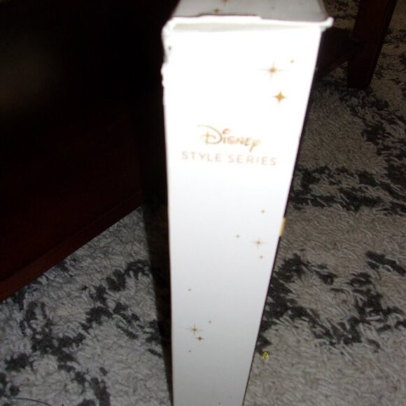 Disney Princess Style Series 11 Ultimate Princess Celebration Cinderella - Picture 3 of 4